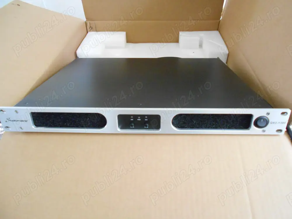 Amplificator Audio Studiomaster QX2 1300
