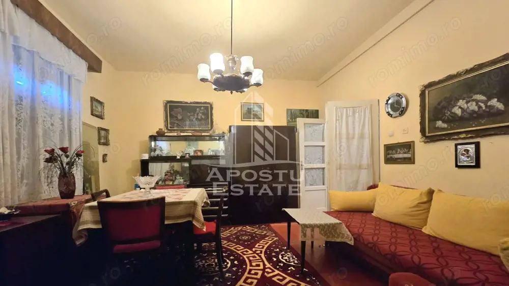 Casa individuala 3 camere, teren 678 mp Parneava