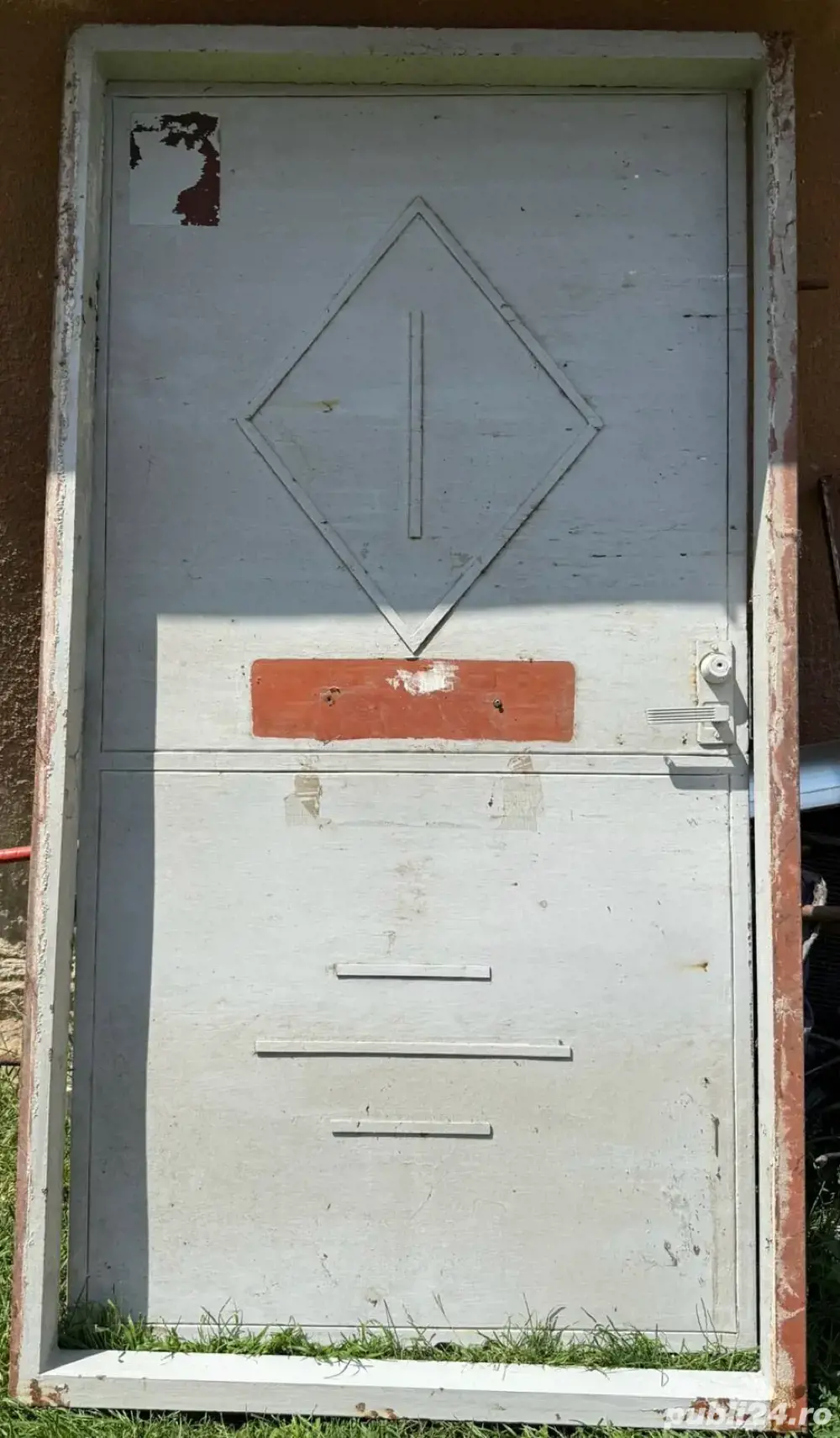 Vand usa din fier cu toc