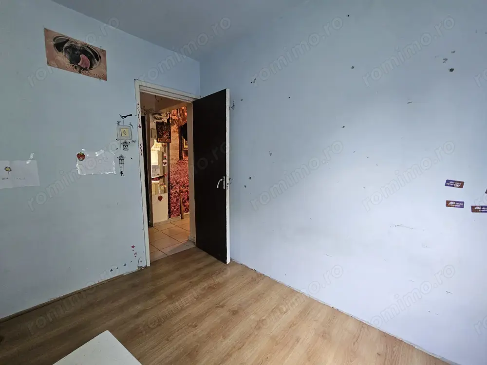 Etaj intermediar. Centrala termica. Boxa in CF