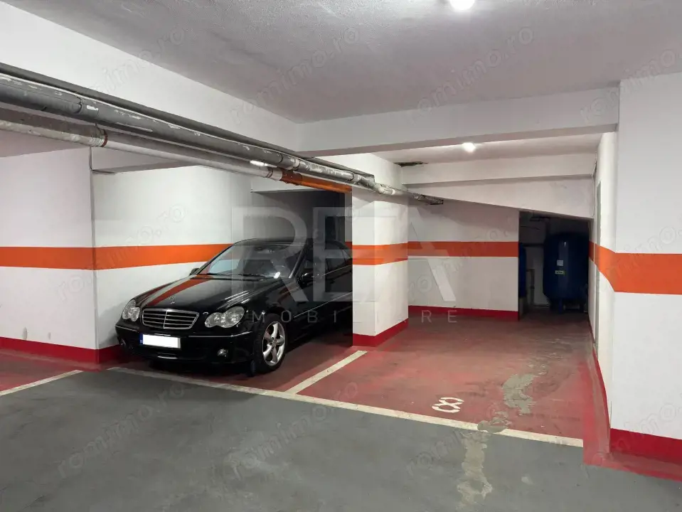 Locuri de parcare disponibile, preț avantajos, zona Victoriei