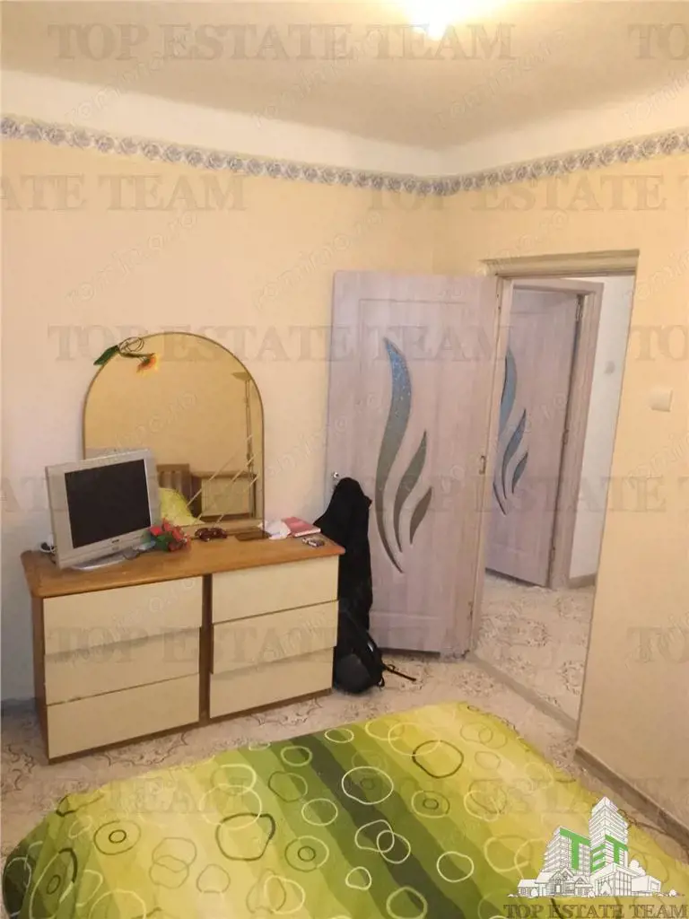 Apartament  2 camere de vanzare, in rate la proprietar, demisol, Armeneasca, fara risc