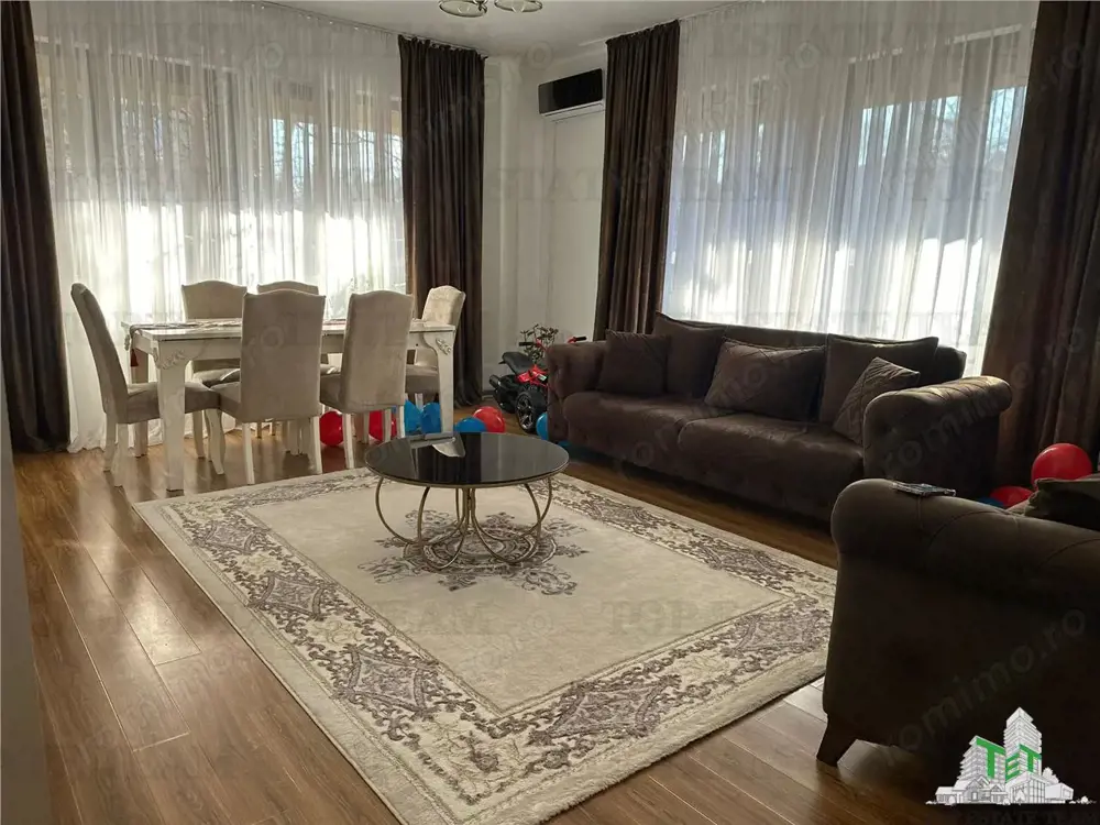 Apartament 3 camere de vanzare in zona Teatrul Masca