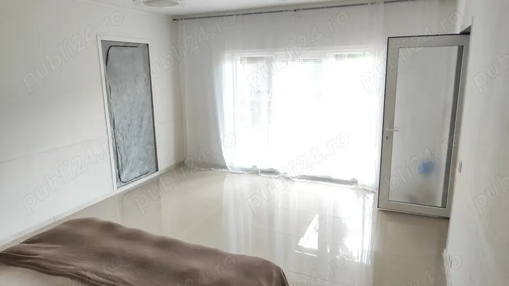 Casa langa oras la 10 minute