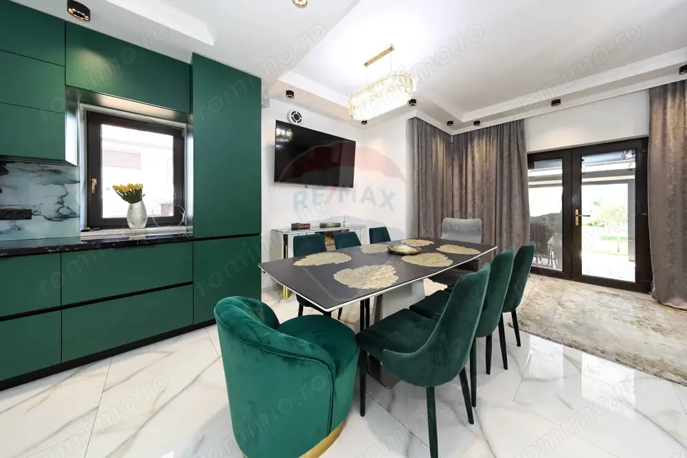 Vilă premium, saune, jacuzzi curte de 1000 mp