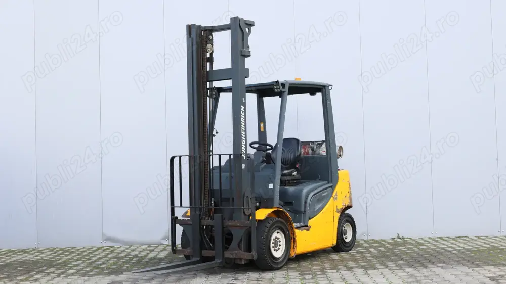 Jungheinrich TFG 425s Capacitate de încărcare 2.500 kg, Catarg Duplex, GPL, 12328 ore