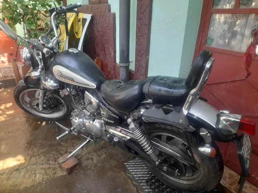 Vând motocicleta keeway supershadow 250cc 2010 35000km 