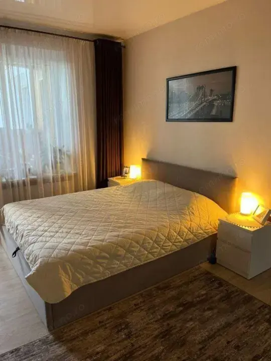 Garsoniera disponibila in zona Tractorul langa Coresi Garsoniera disponibila in zona Tractorul langa Coresi