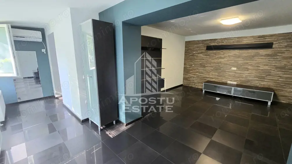 Apartament cu 2 camere, centrala proprie, parter, zona Lipovei