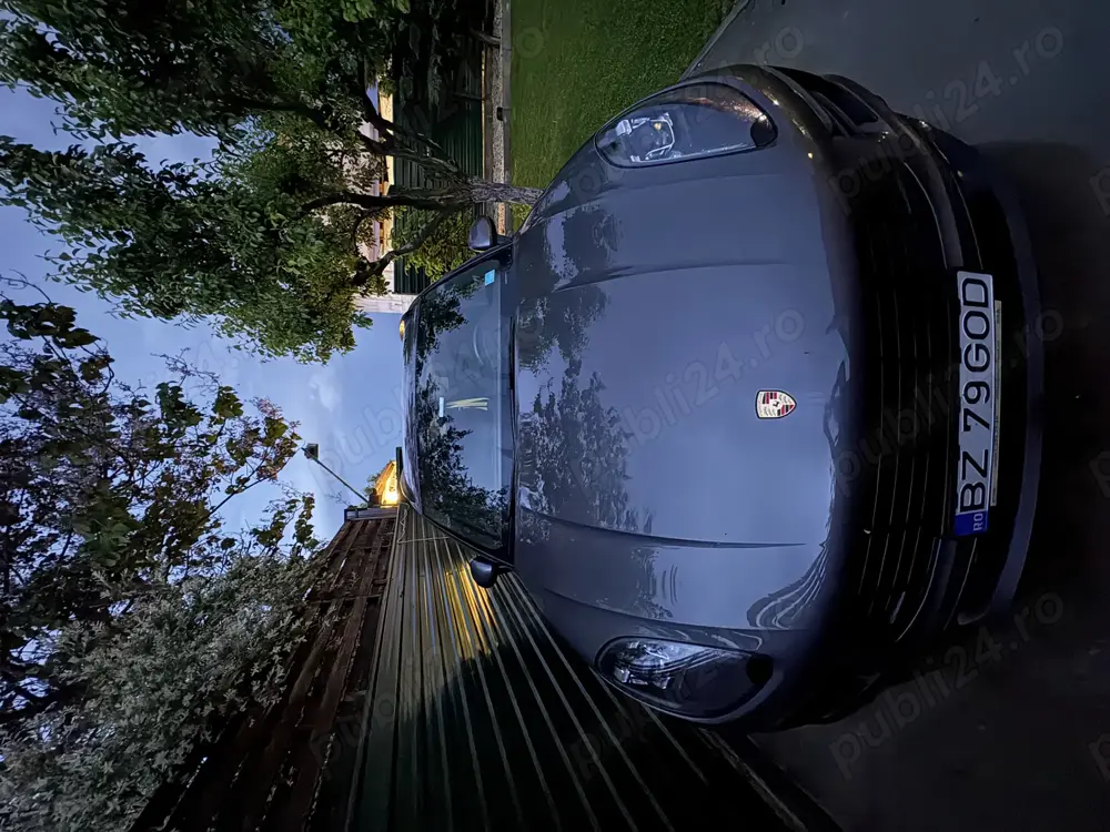 Vand porsche macan 2.0 benzina