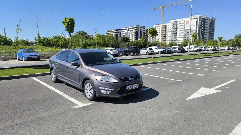 Vând Ford Mondeo!