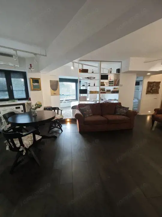 Apartament premium, de vanzare, cu 2 camere, 60 mp, zona Hotel Mara 