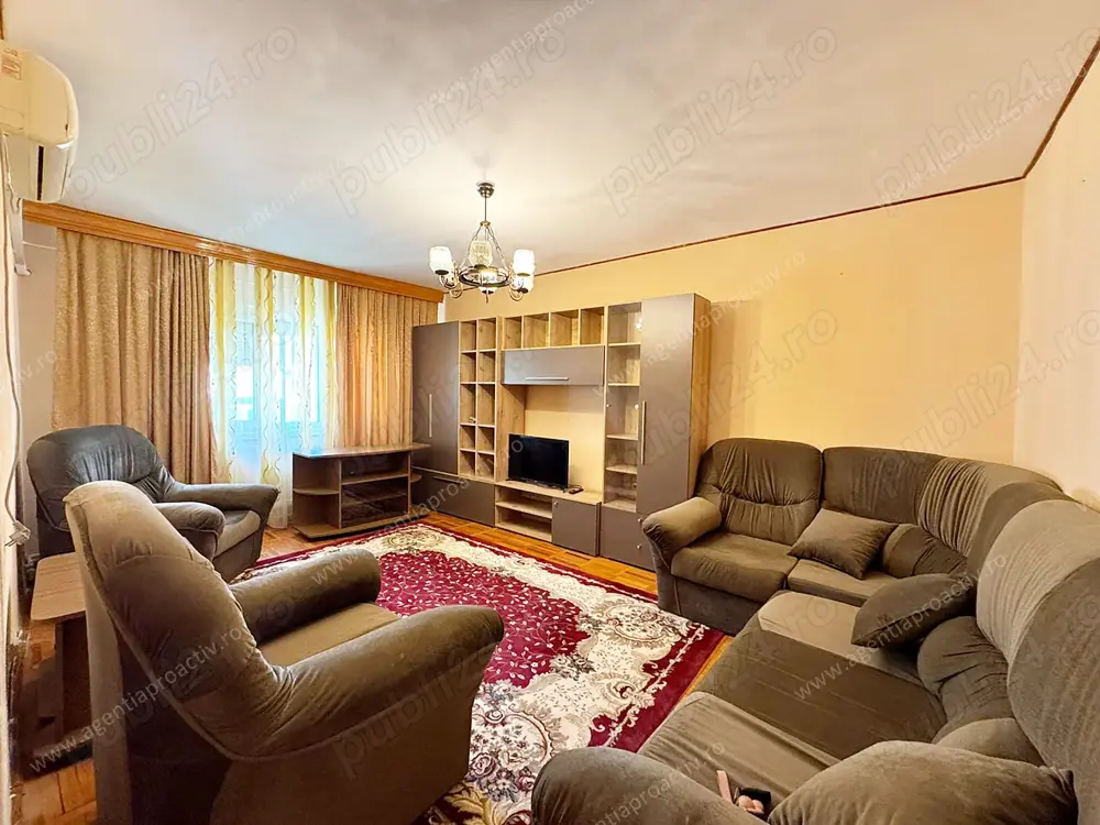 Apartament 3 camere decomandat, spatios, situat in cartierul Mazepa 2.