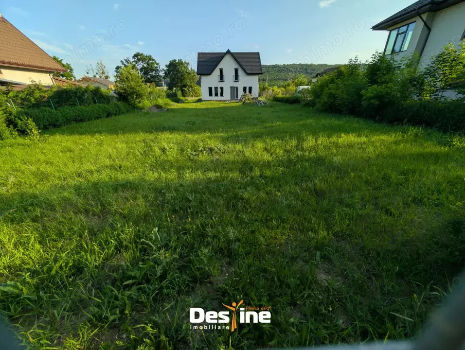 Dobrovăț - Casă la Roșu P+1+Pod 129 mp Utili 1000 mp Teren