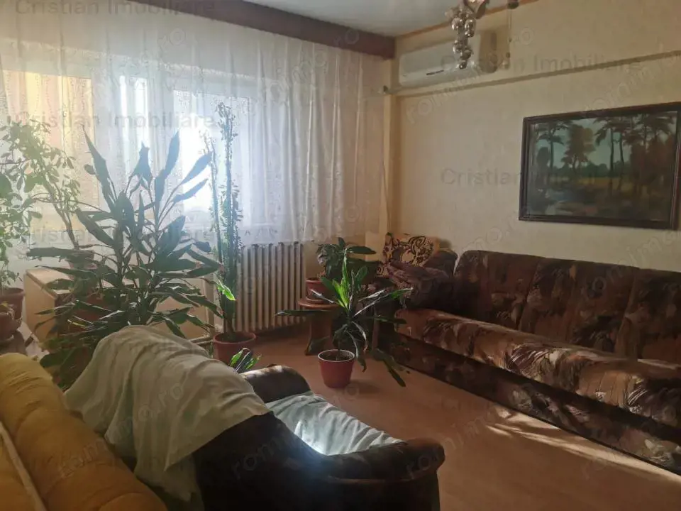 Scolilor 3 cam 70mp conf.1 Decomandat Mobilat utilat , balcon 7m