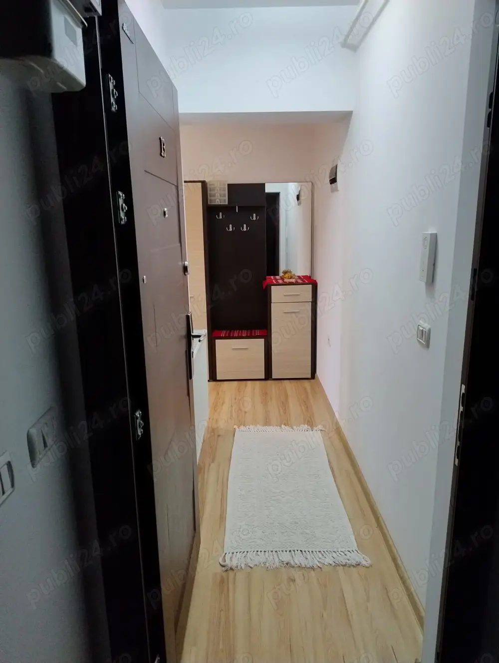 Apartament doua camere,complet mobilat si utilat,Calea Romanului.