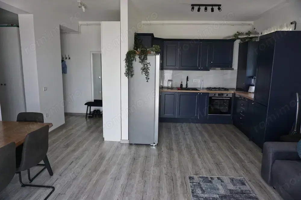 Apartament  cu 2 camere 55mp utili + scara interioară mansardă(40mp) Giroc
