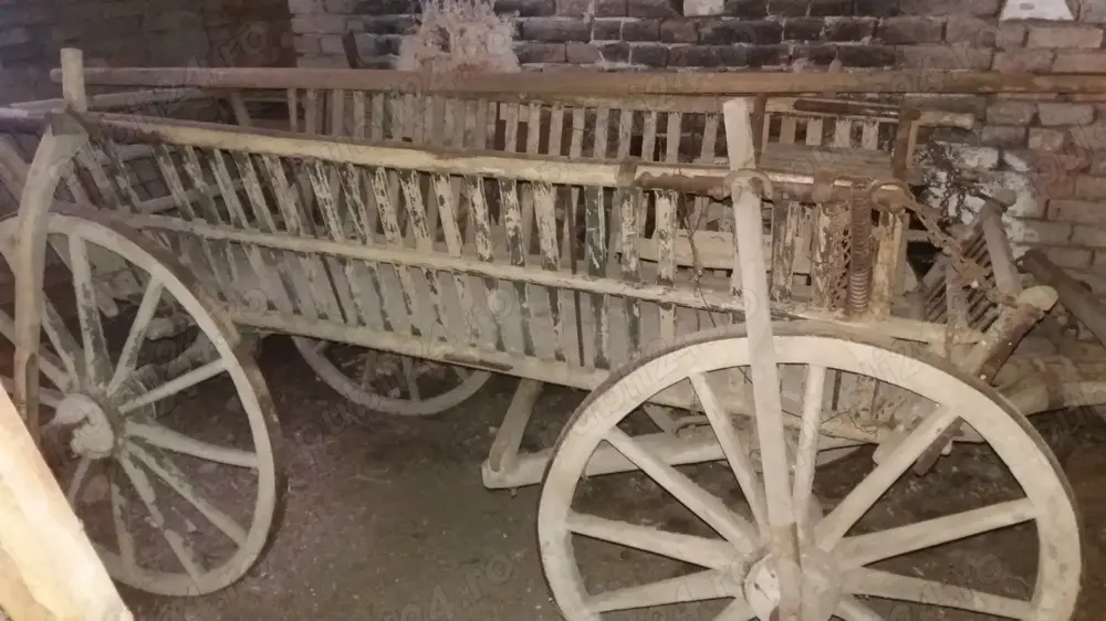 Car de lemn,caruta de lemn