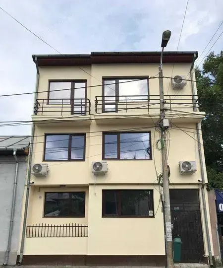 Unirii Budapesta  vila 6 camere