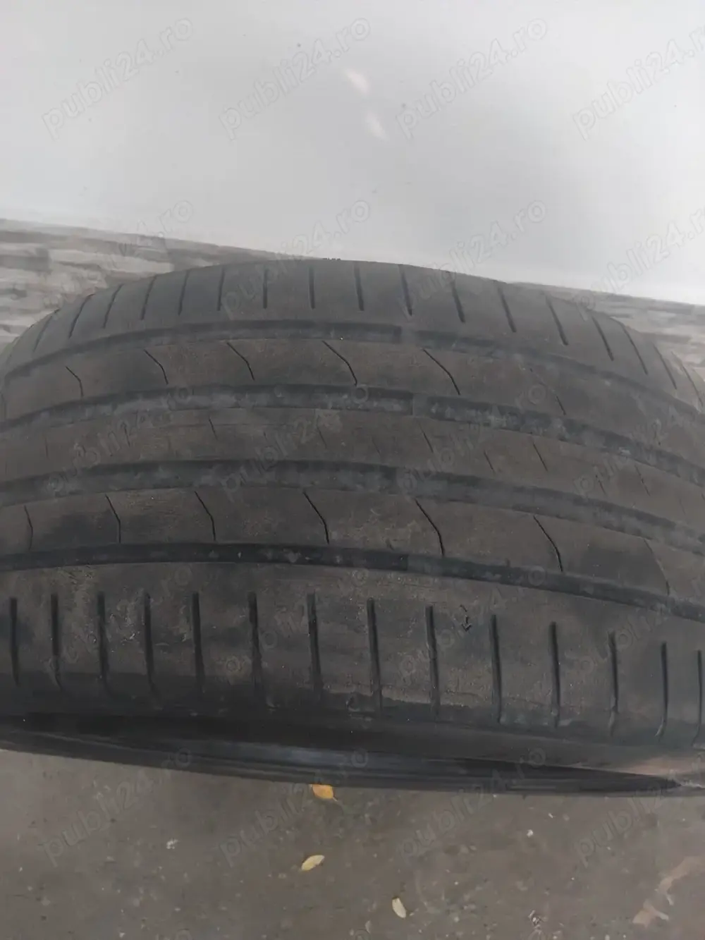 Vând anvelope de vara 