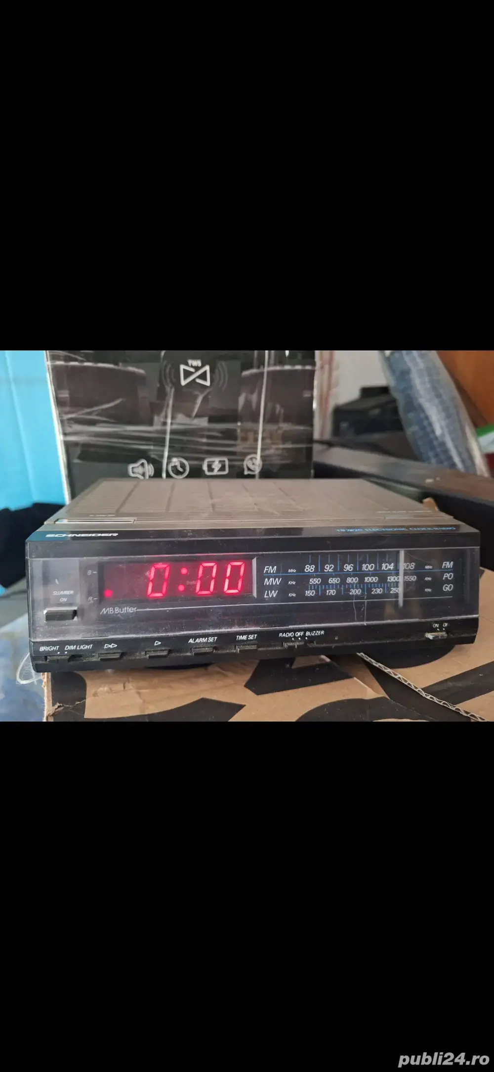 Ceasuri vintage cu radio