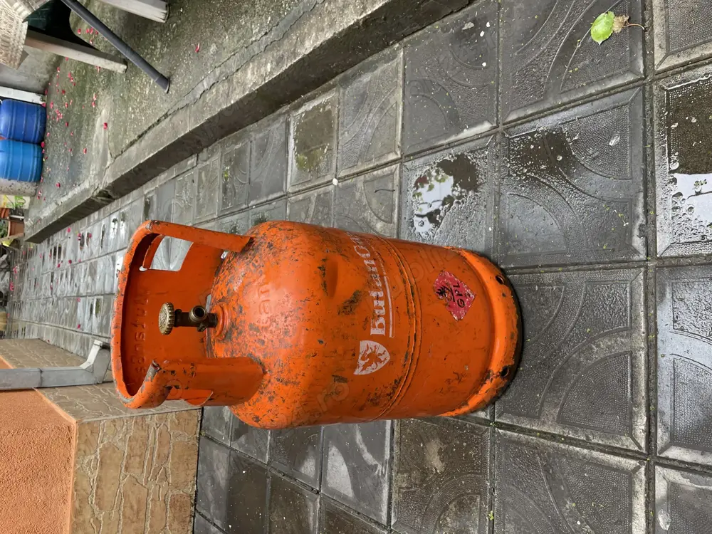 Vând butelie aragaz