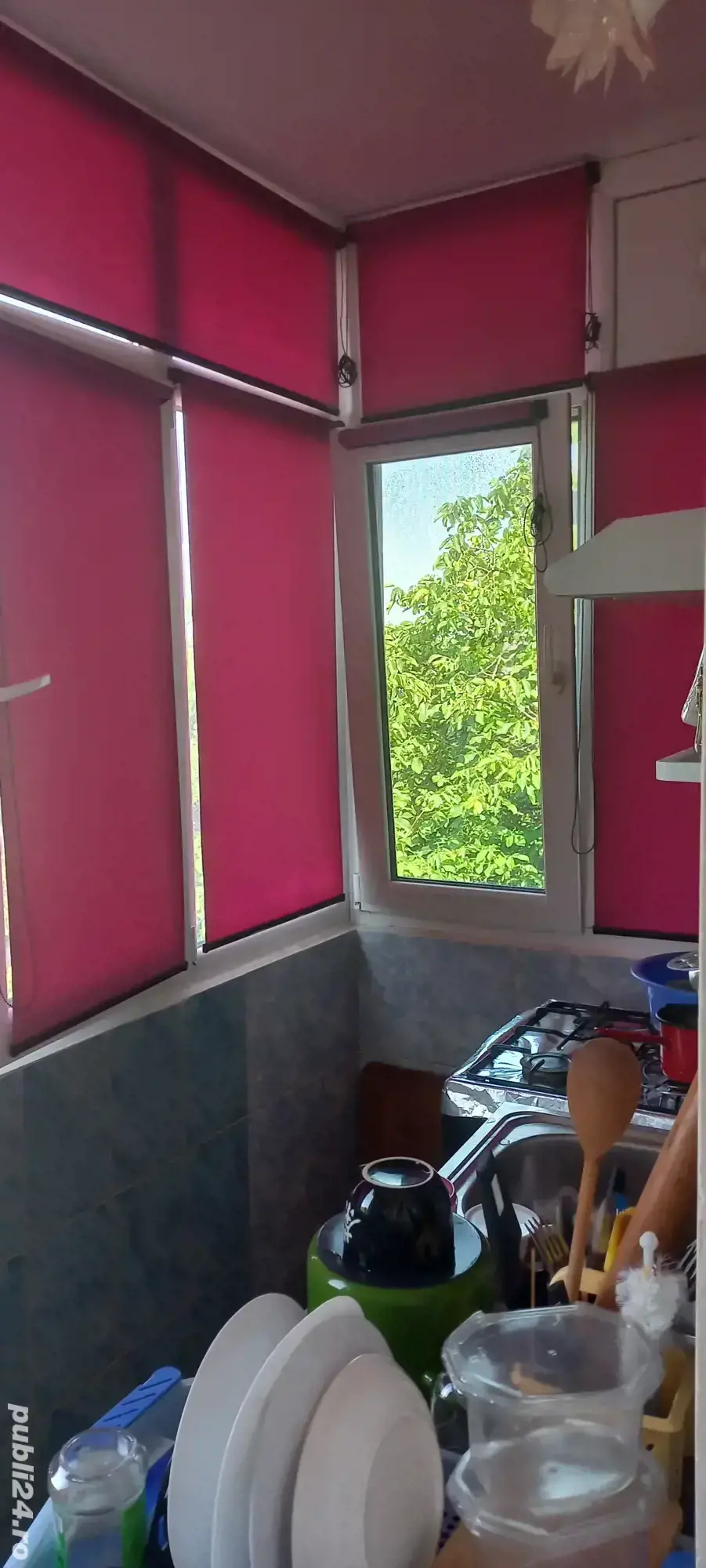 Vand urgent apartament 3 camere