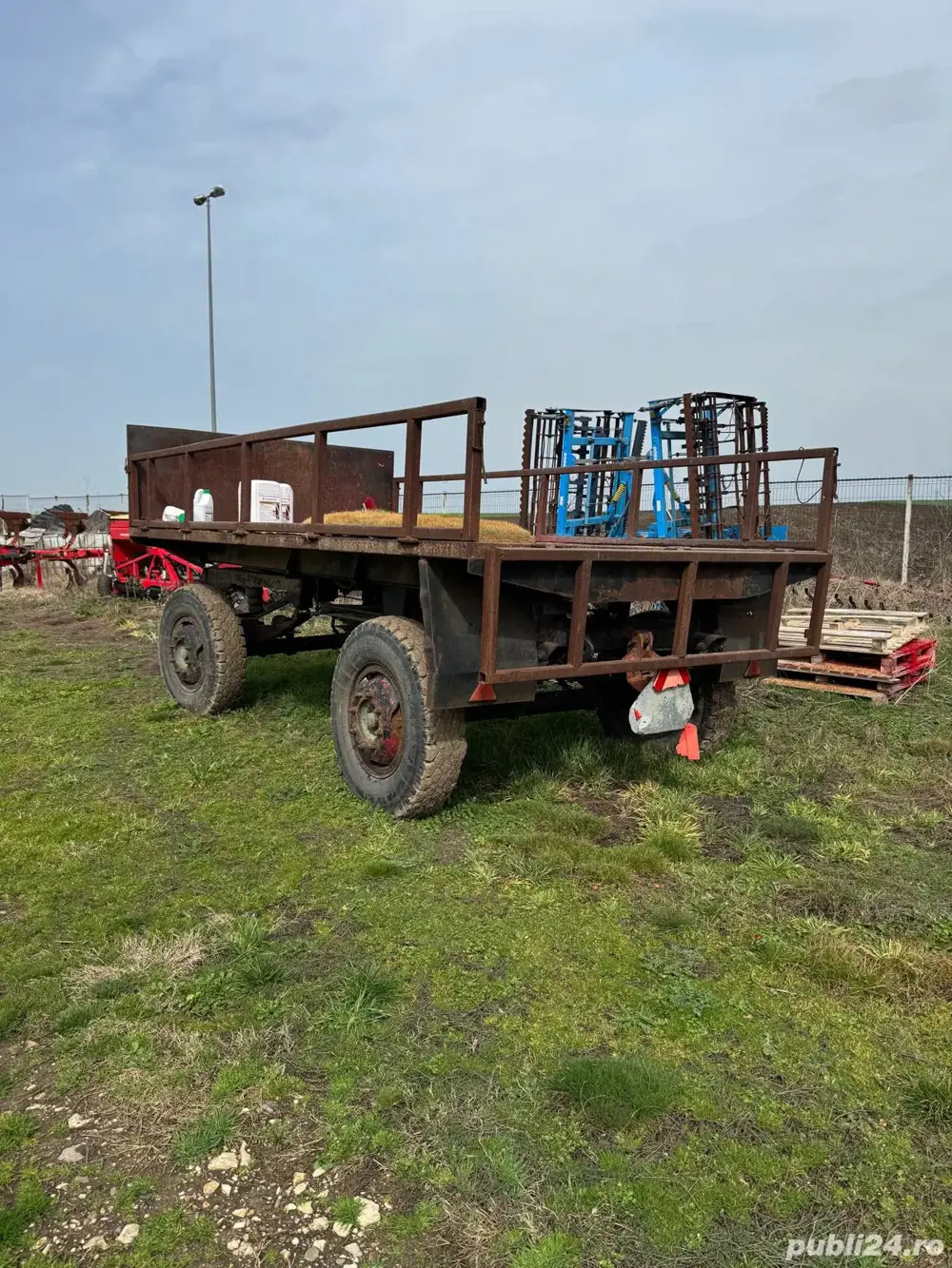 Remorca 7 to fara basculare