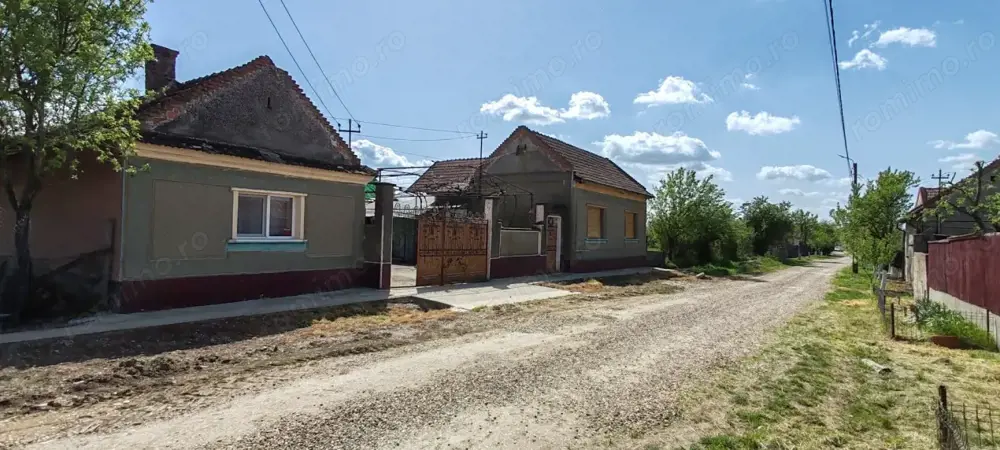 Casă și teren generos – sat Ciuhoi, comuna Săniob, județul Bihor