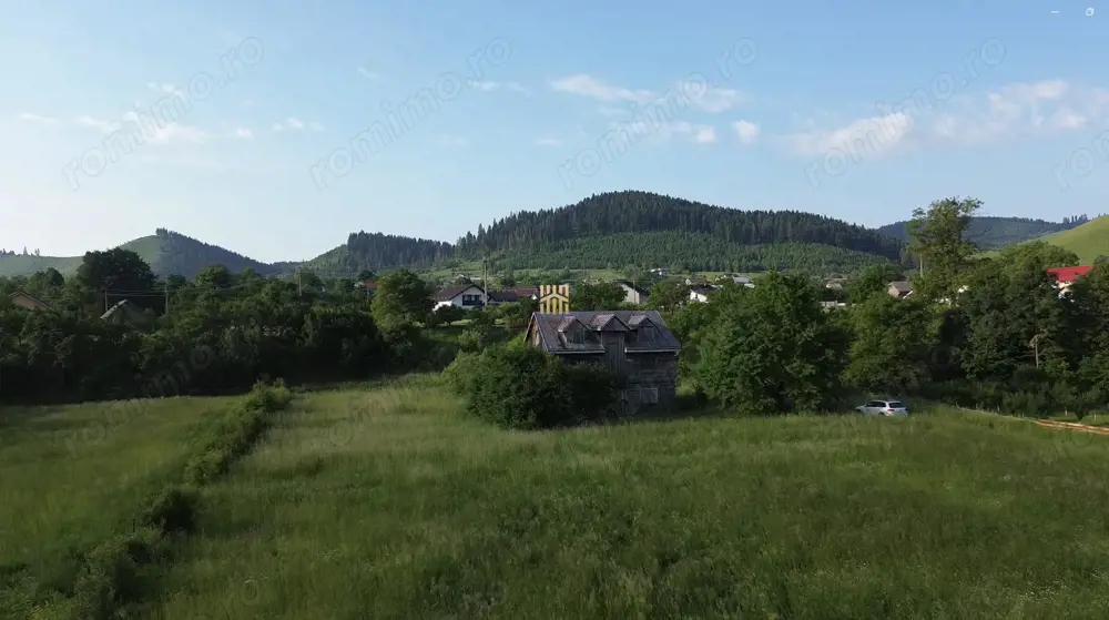 Teren 10304 mp – cu casa locuibila! In Bucovina, Zona Manastire Slatina! De vanzare! 0727817187 Teren 10304 mp – cu casa locuibila! In Bucovina, Zona Manastire Slatina! De vanzare! 0727817187