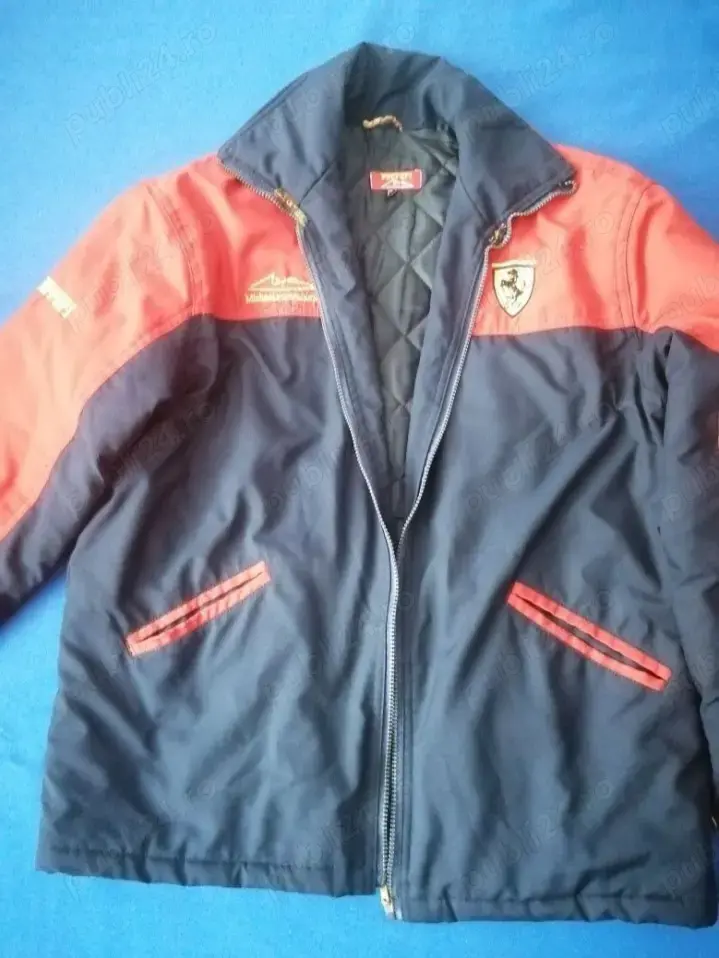 Vând geaca Ferrari pentru colectionari