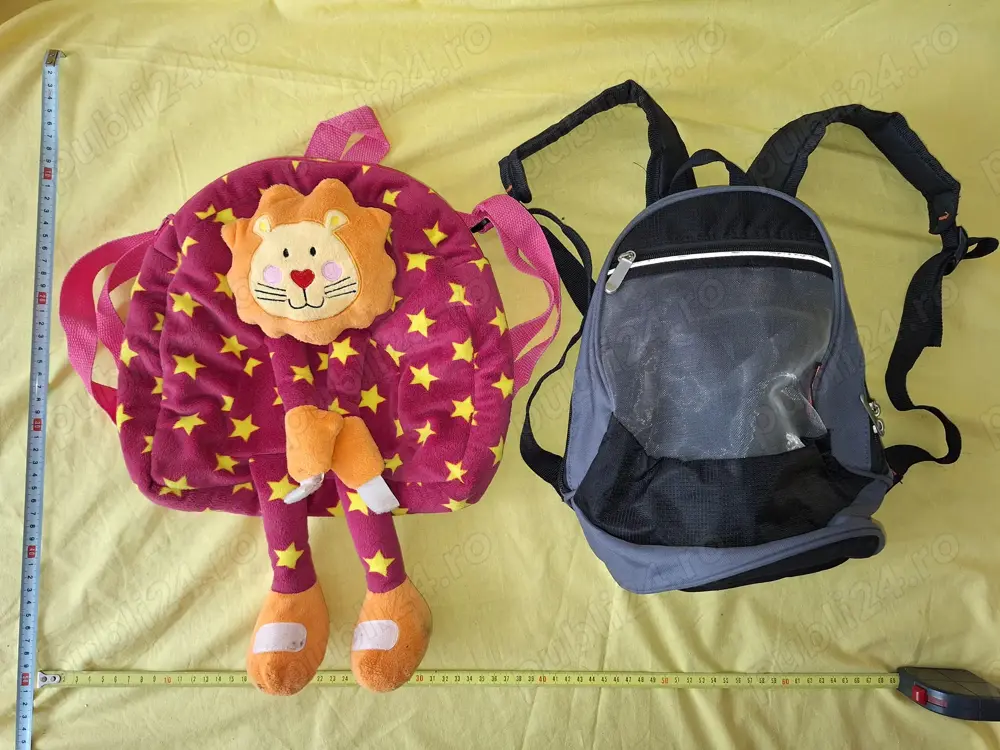 Doua rucsace pentru copilasi, se pot folosi la gradinita, plimbare etc