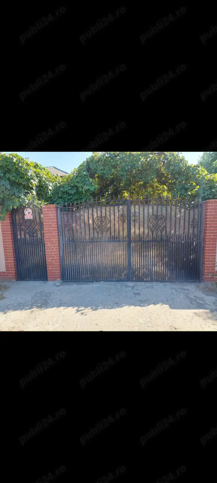 Vând teren + casă - loc ideal pentru locuit sau investiție 