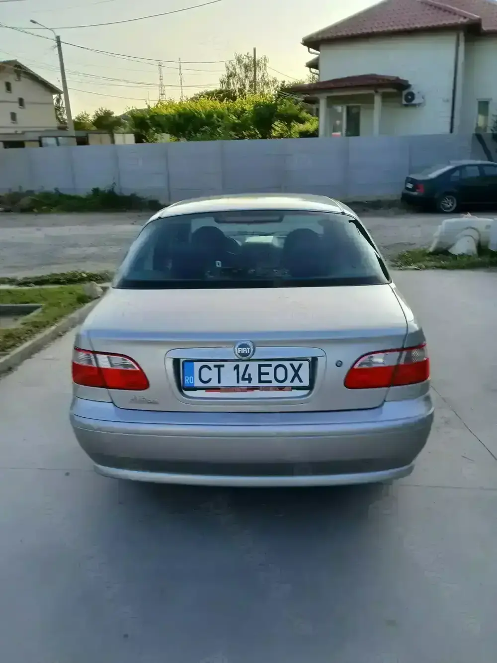 De vânzare Fiat Siena 1,4 MPI Pret 2500  