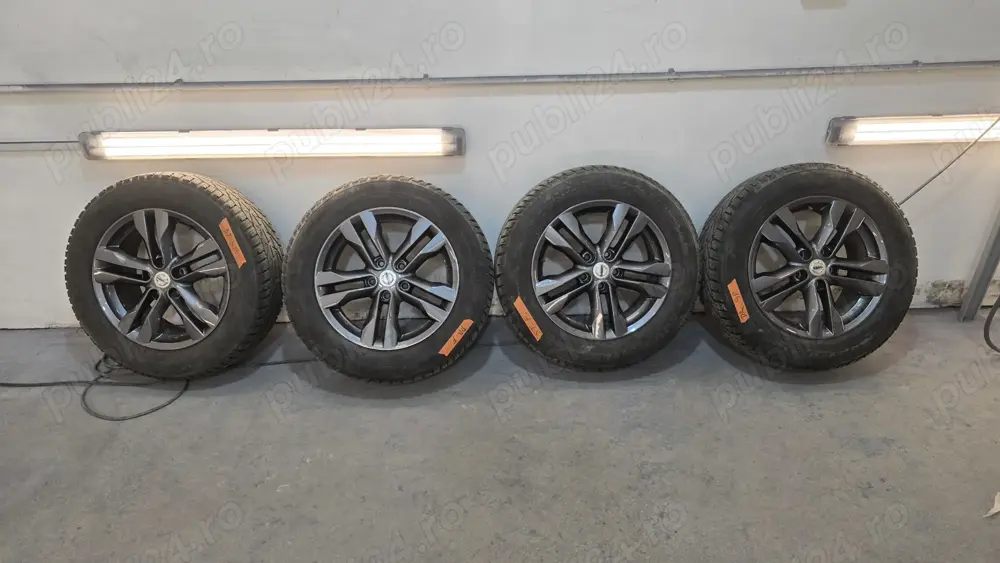 Jante aluminiu + cauciucuri iarna 225 60 17, 5x114.3