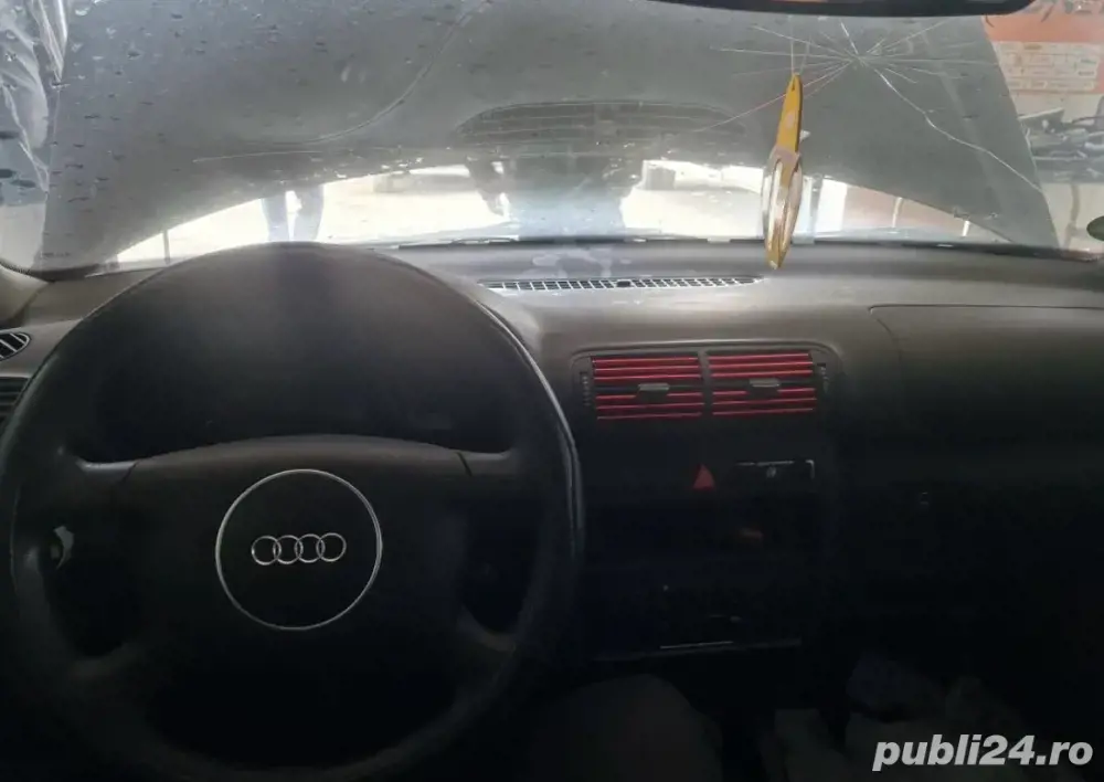 Dezmembrez Audi A 3 1.6 Benzina 