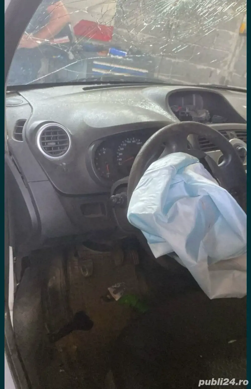 Dezmembrez Renalut Kangoo 1.5 Diesel 