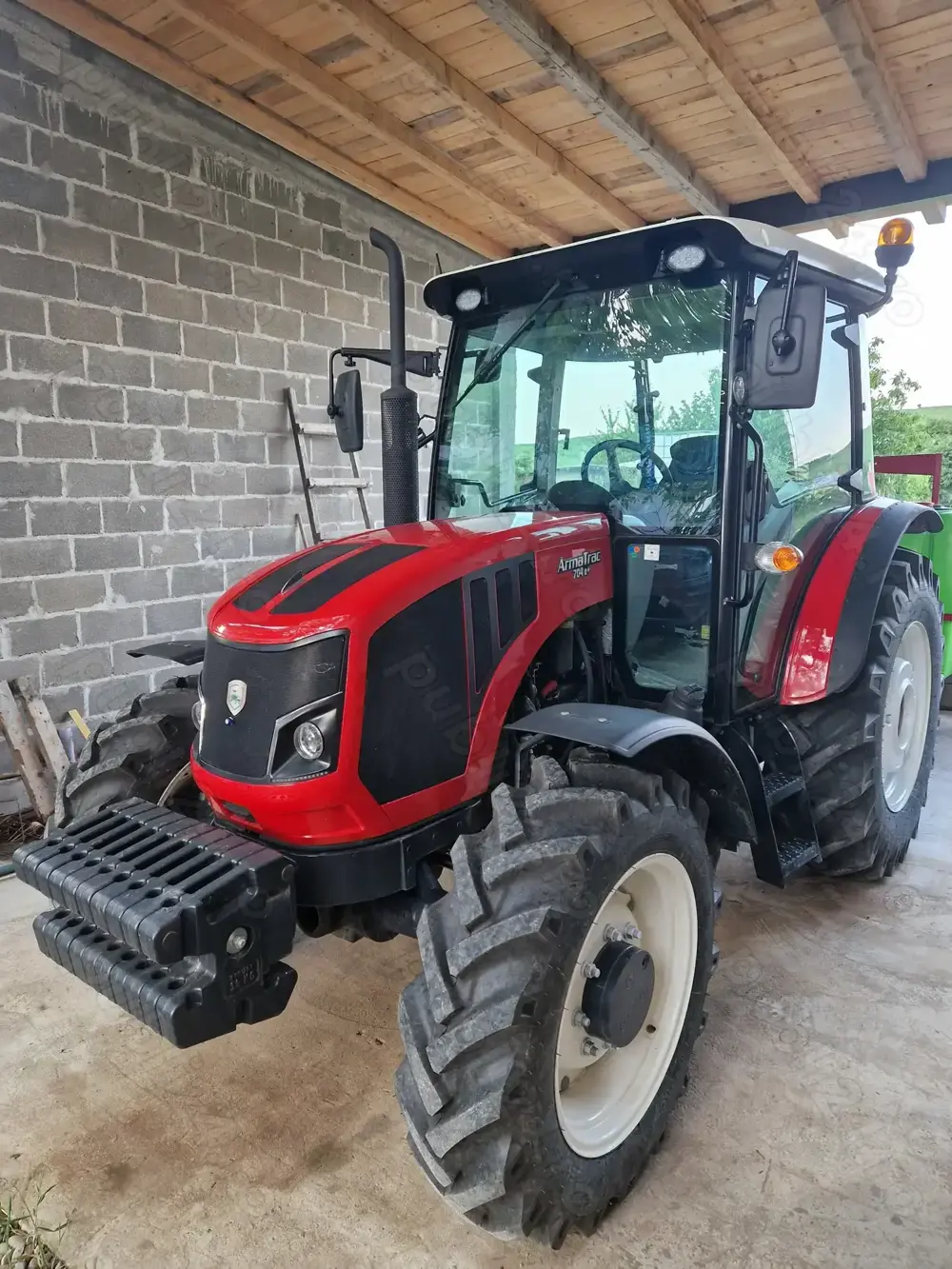 Tractor NOU Armatrac 70 CP, Doar 49 de ore!