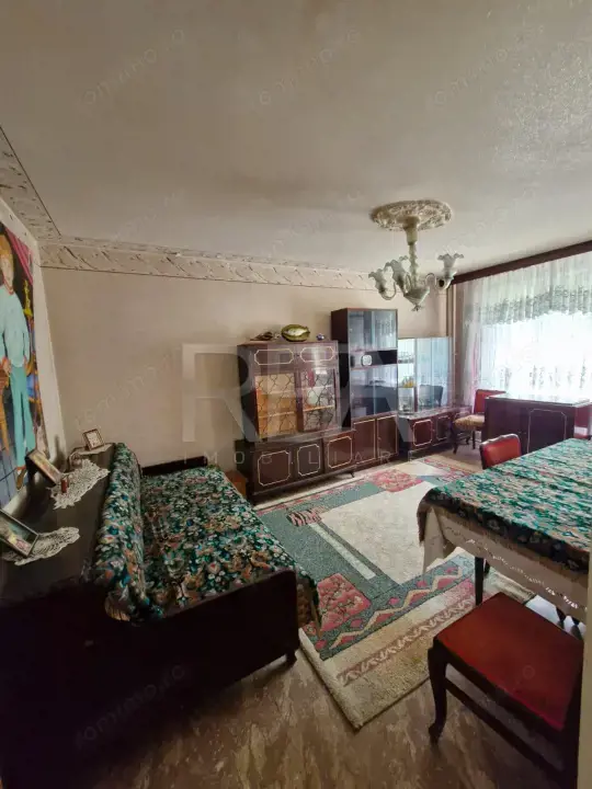 Apartament cu 3 camere în zona metroului Nicolae Grigorescu 