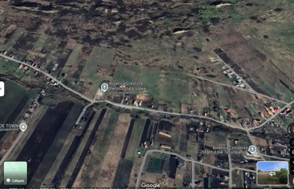 Teren extravilan de vânzare 