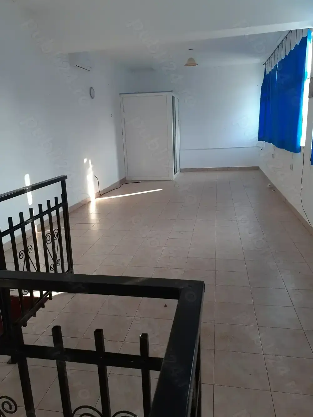 Inchiriez etaj 1 Piata Mica