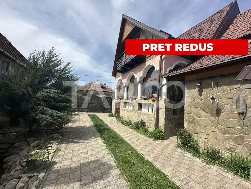 Casa de vanzare 5 camere zona barbeque  salon de evenimete ciubar 