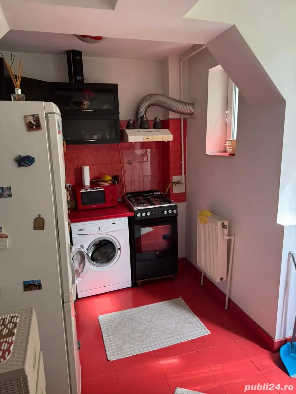 Garsoniera de închiriat  Garsoniera de închiriat