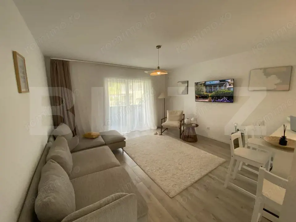 Apartament de vanzare, cu 3 camere, garaj si gradina, 105 mp, zona exterior est Apartament de vanzare, cu 3 camere, garaj si gradina, 105 mp, zona exterior est