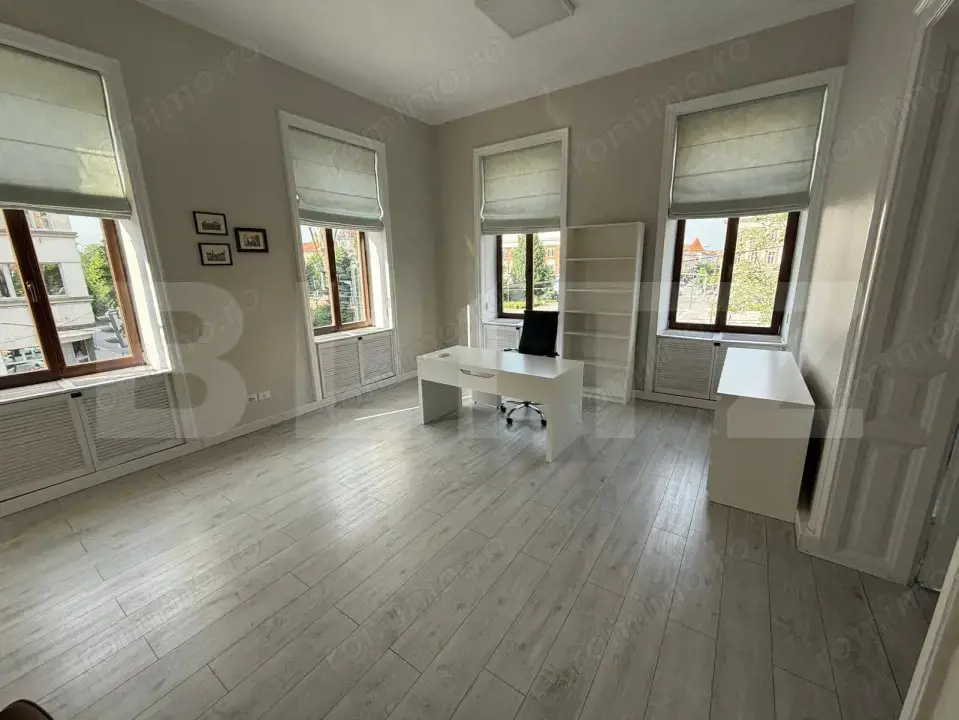 Spatiu birou, de inchiriat, 72 mp, zona Eroilor