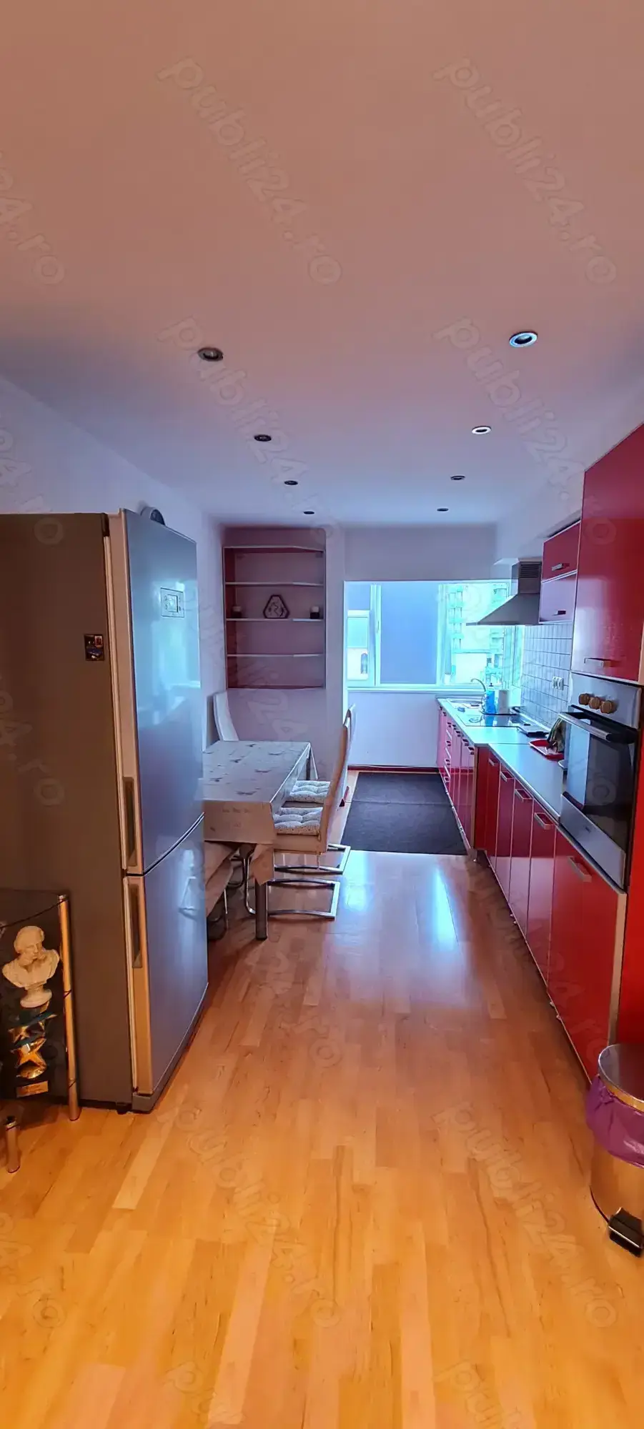 Inchiriez apartament 2 camere central