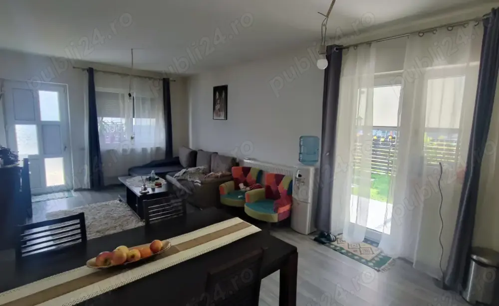 Casa cu 3 camere  Casa cu 3 camere