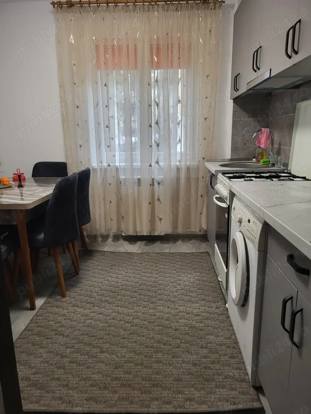 Inchiriez apartament 2 camere Valea Rosie