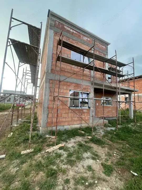 Casă individuală modernă, 115 mp utili, teren 600 mp – Giarmata