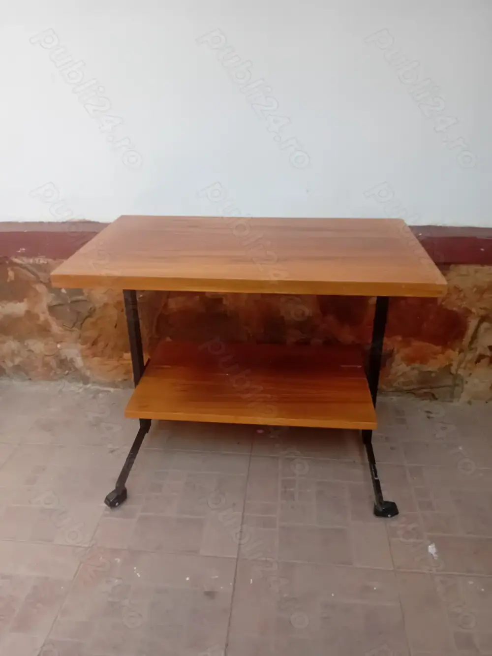 Masa pe roti (masa de cafenea)